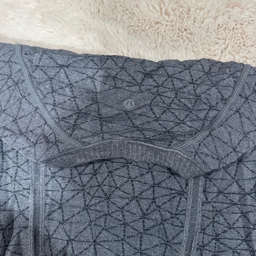 lululemon athletica Gray Short Sleeve Tee - Picture 2 of 2